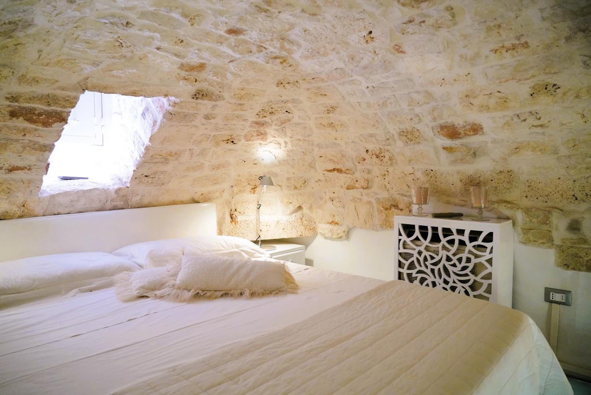 Dimora Lo Scrigno - Una Perla Nel Cuore Di Ostuni Exterior foto